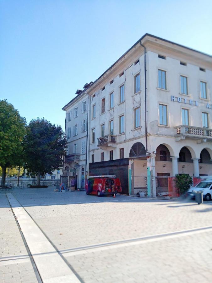 勒威诺Palazzo Clerici公寓 外观 照片